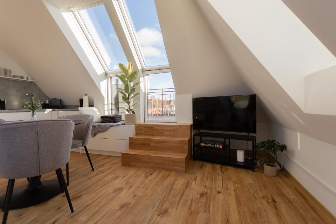 Jama - Bright&shiny, Balkon, Freies Parken, Zentral, Naehe Bahnhof, Wlan #2 Apartment *